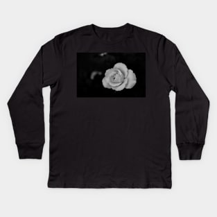 single white rose blossom in black and white Kids Long Sleeve T-Shirt